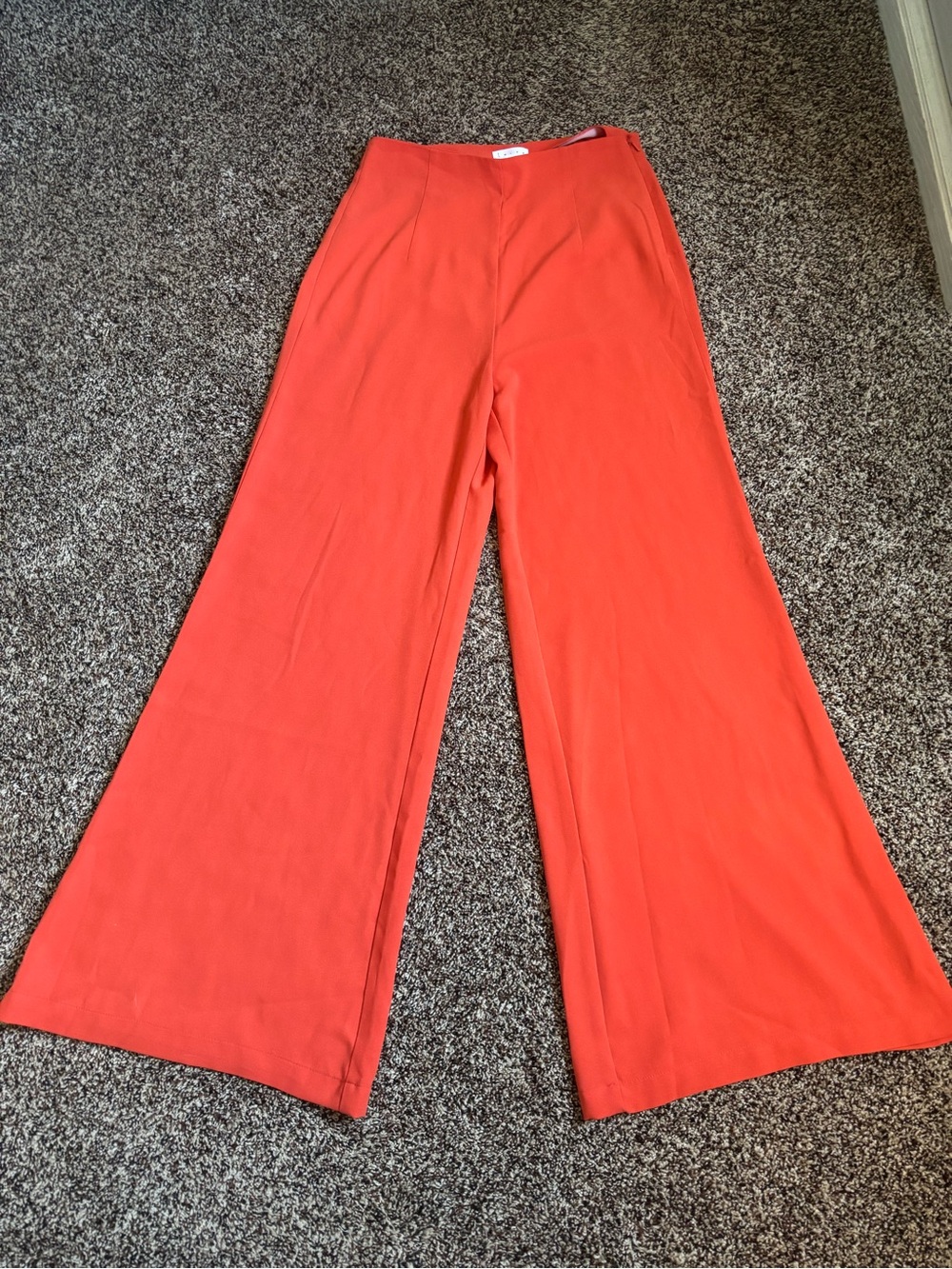 Leith Wide-Leg Pants in Bright Coral